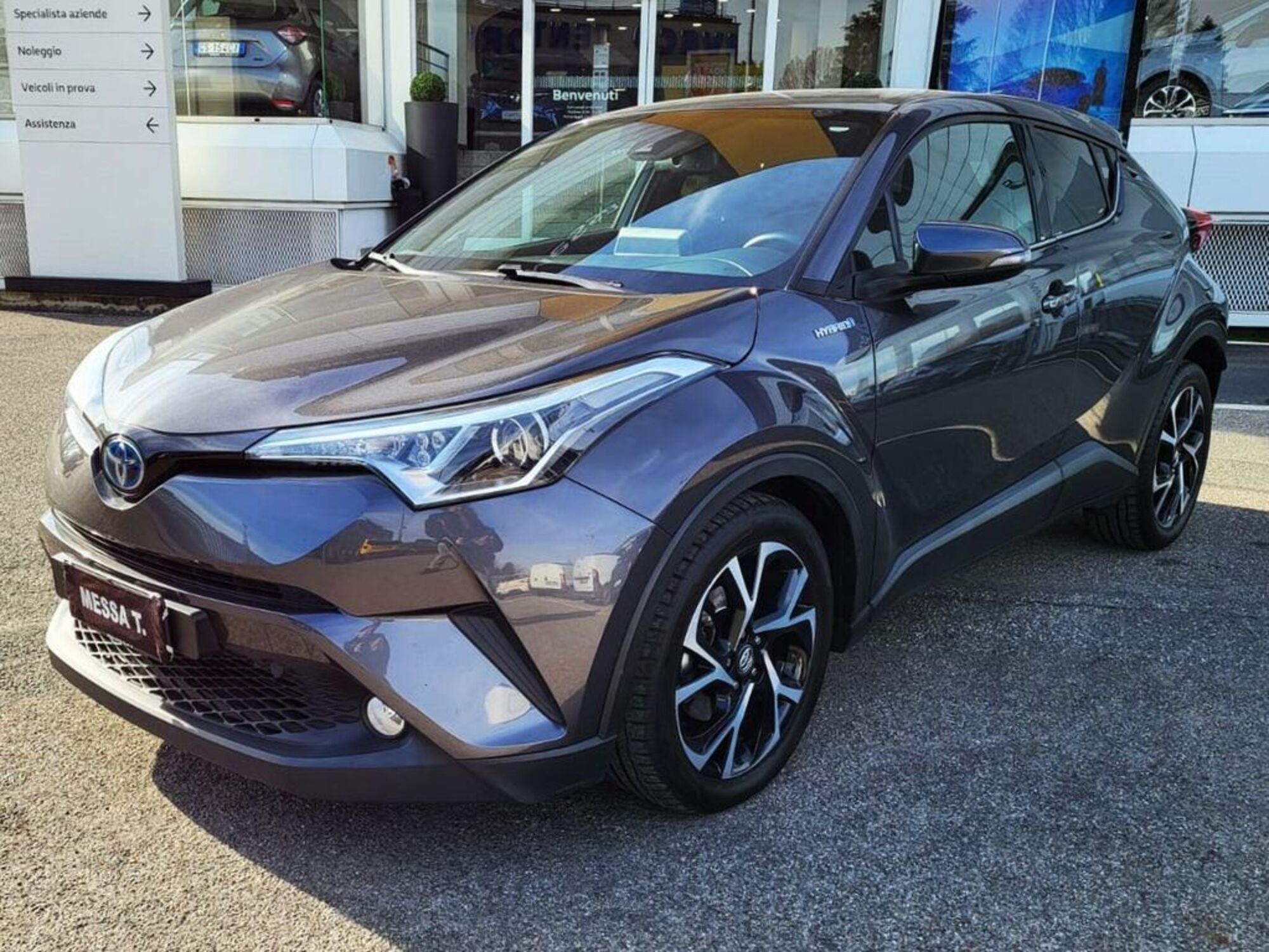 Toyota Toyota C-HR 1.8 Hybrid E-CVT Trend  del 2018 usata a Monza