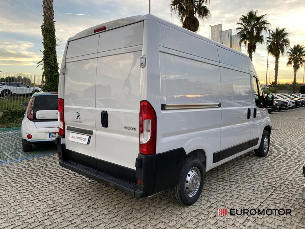 Peugeot Boxer Furgone 333 2.2 BlueHDi 140 S&S PC-TN Furgone Premium  del 2021 usata a Modugno (5)