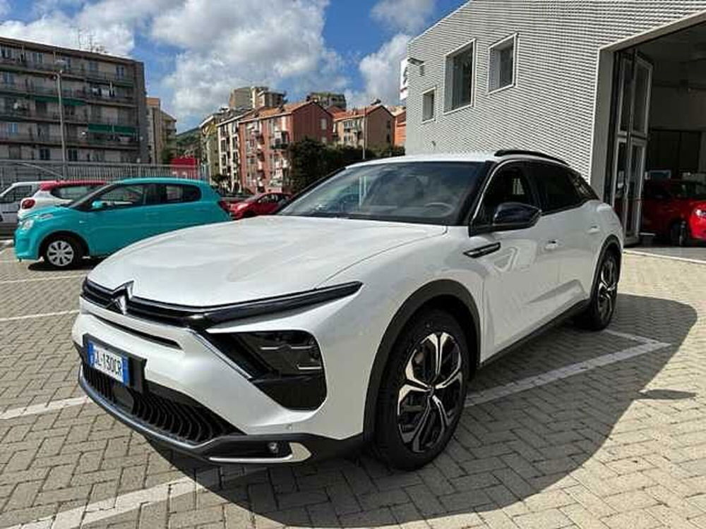 Citroen C5 X X Hybrid 225 E-EAT8 Shine nuova a Savona (2)