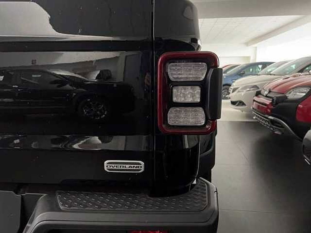 Jeep Gladiator 3.0 V6 Farout 4wd auto nuova a Cuneo (4)