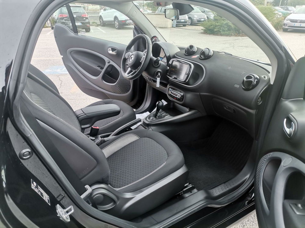 smart Fortwo usata a Matera (14)