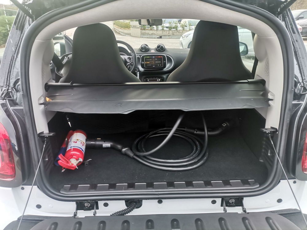 smart Fortwo usata a Matera (15)