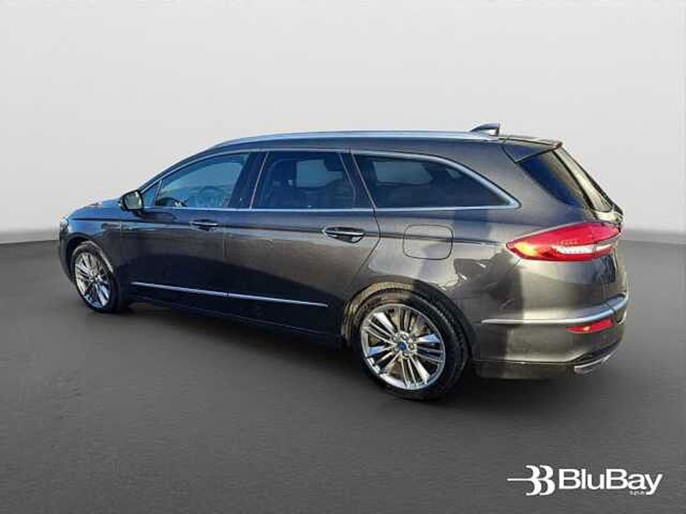 Ford Mondeo Station Wagon usata a Livorno (13)