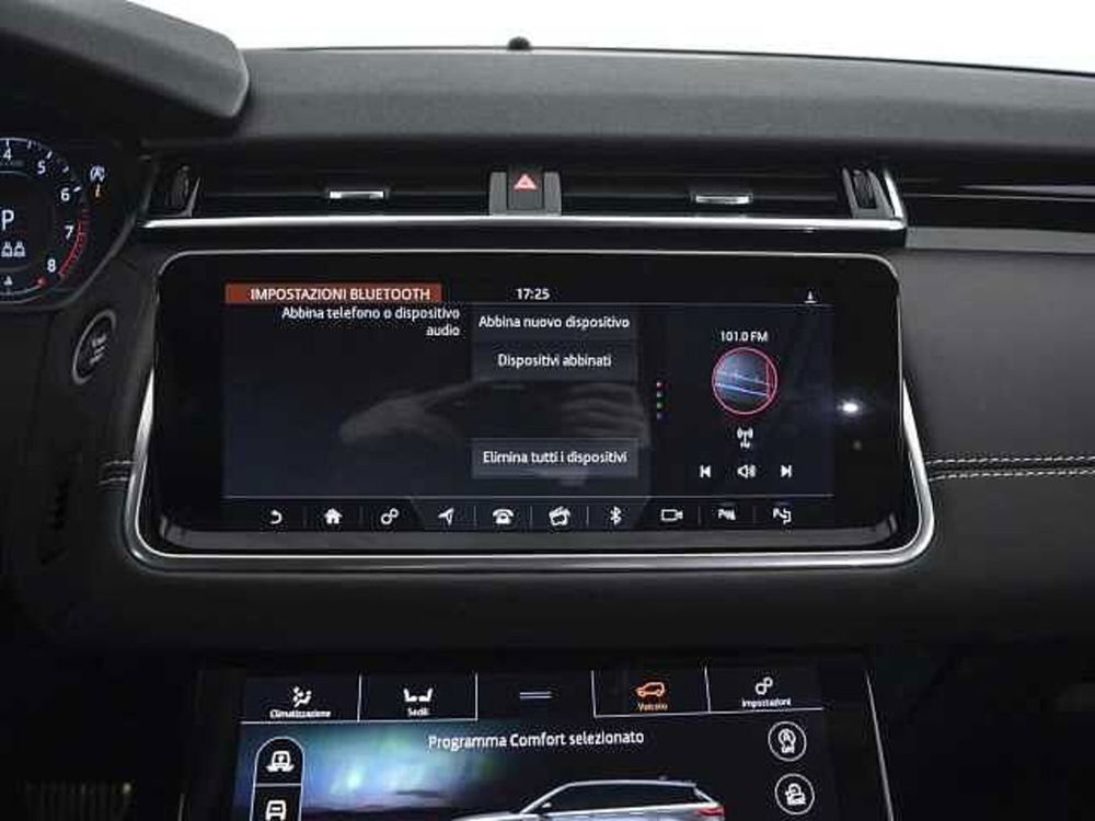 Land Rover Range Rover Velar usata a Viterbo (18)