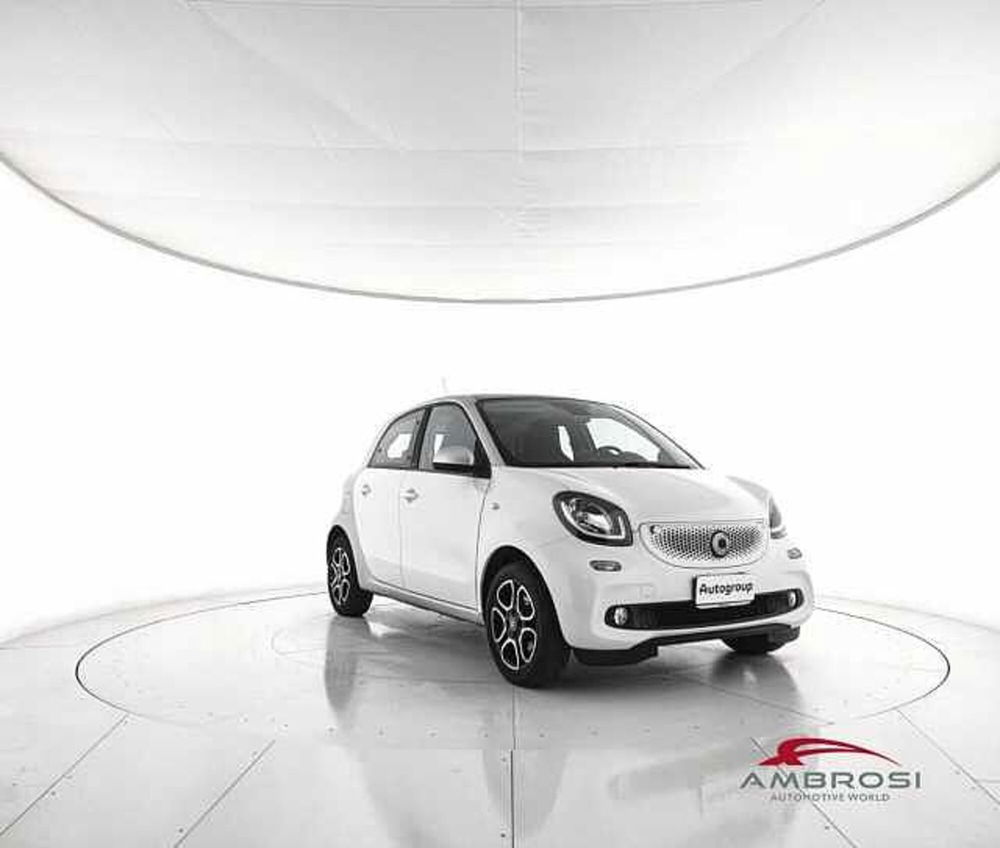 smart forfour usata a Viterbo (2)