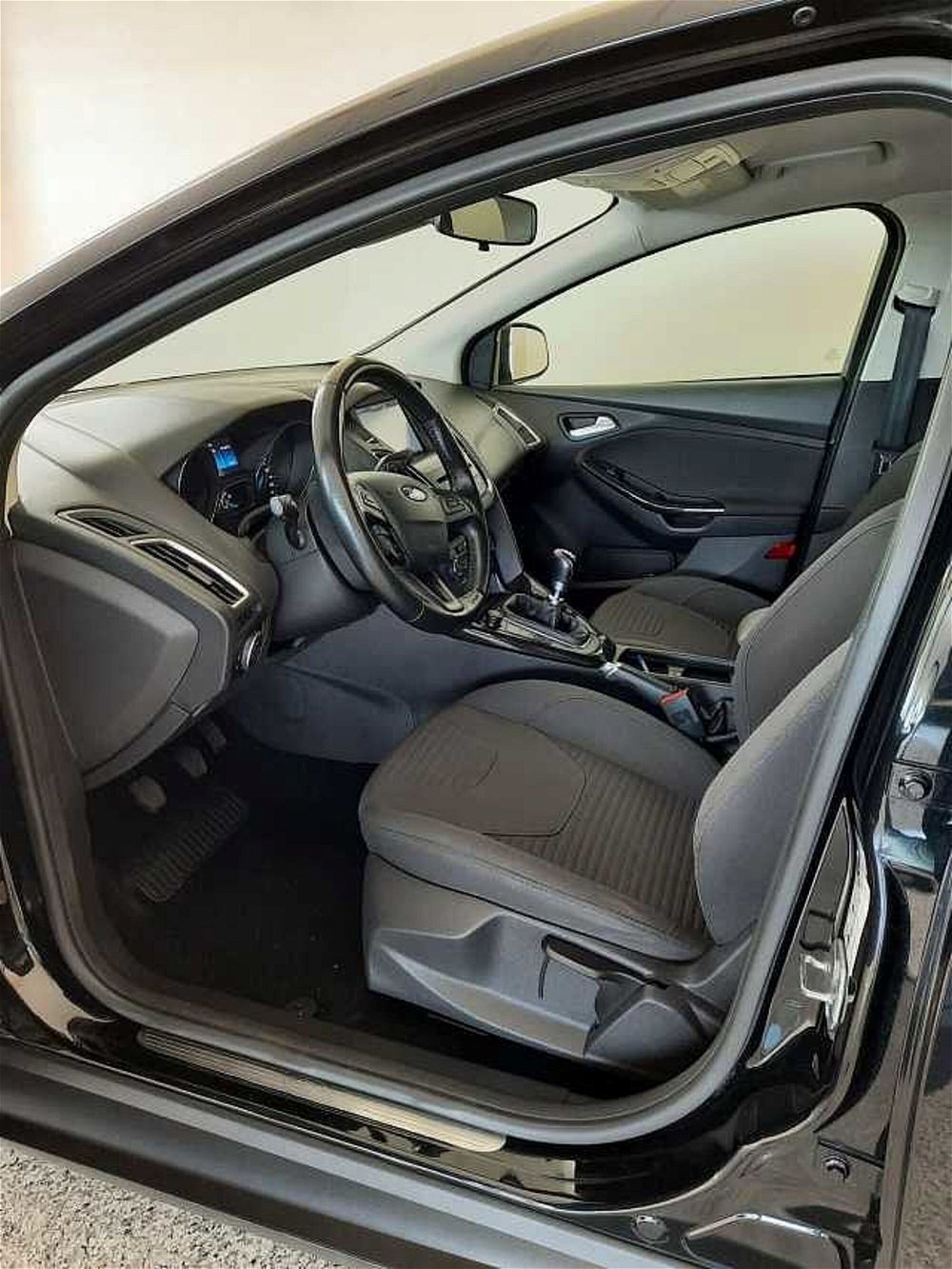 Ford Focus 1.0 EcoBoost 125 CV 5p. Titanium del 2015 usata a Sassari (4)