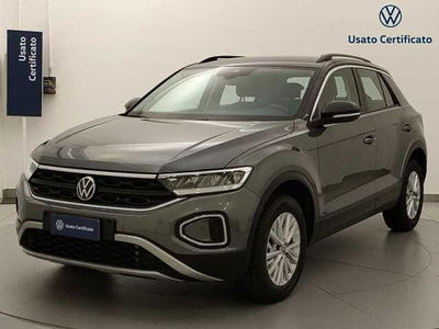 Volkswagen T-Roc 1.5 tsi Life dsg del 2022 usata a Busto Arsizio