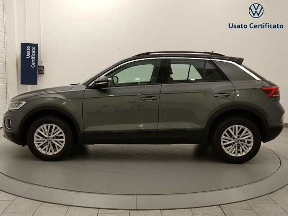 Volkswagen T-Roc 1.5 tsi Life dsg del 2022 usata a Busto Arsizio (3)