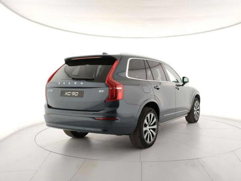 Volvo XC90 nuova a Modena (5)