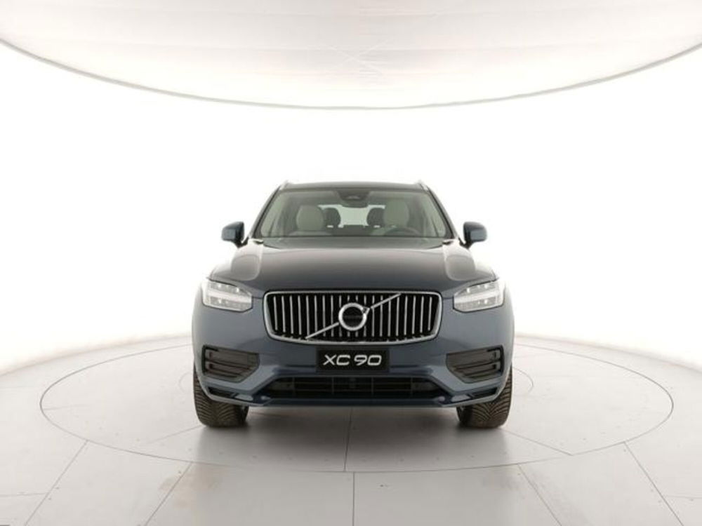 Volvo XC90 nuova a Modena (7)