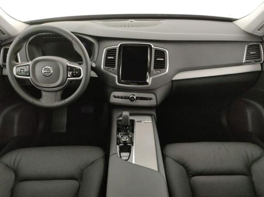 Volvo XC90 nuova a Modena (10)