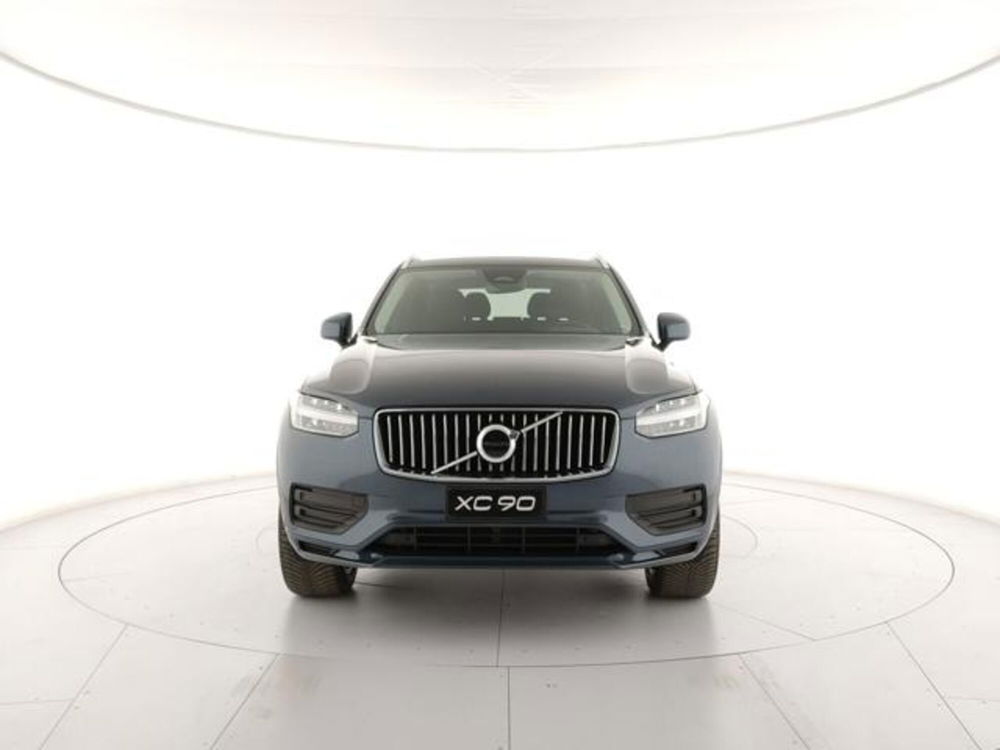 Volvo XC90 nuova a Modena (7)