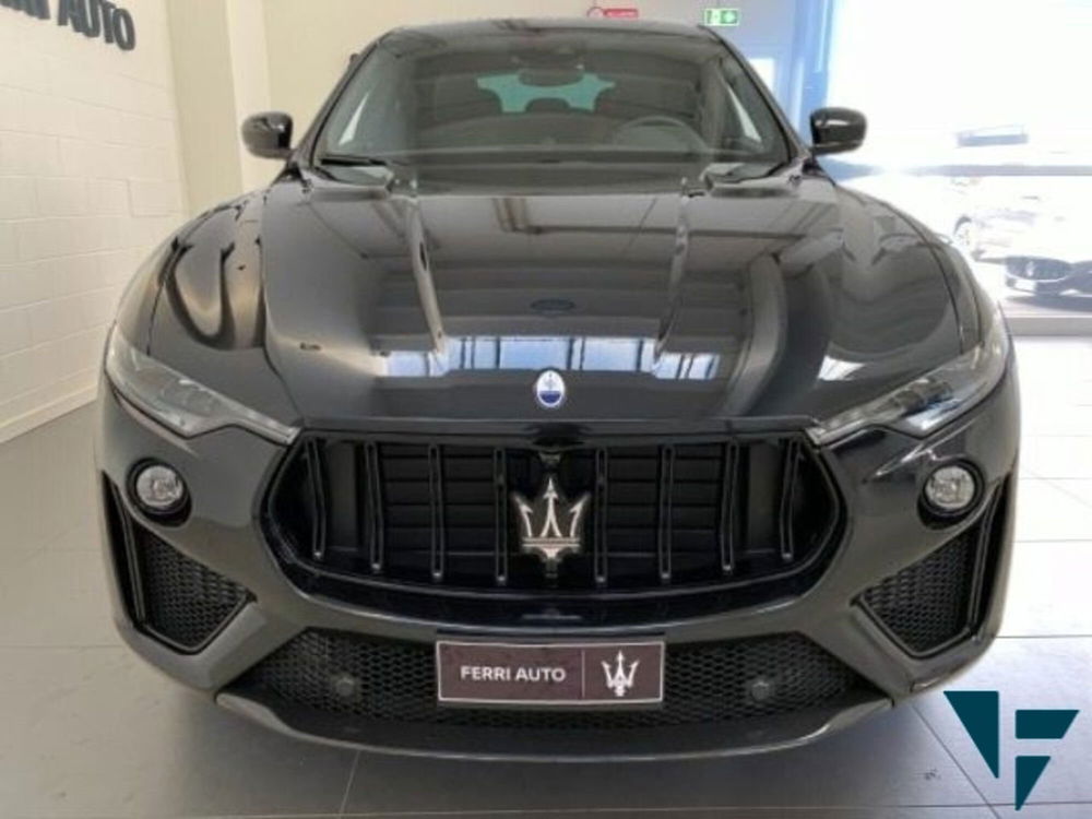 Maserati Levante usata a Udine (2)