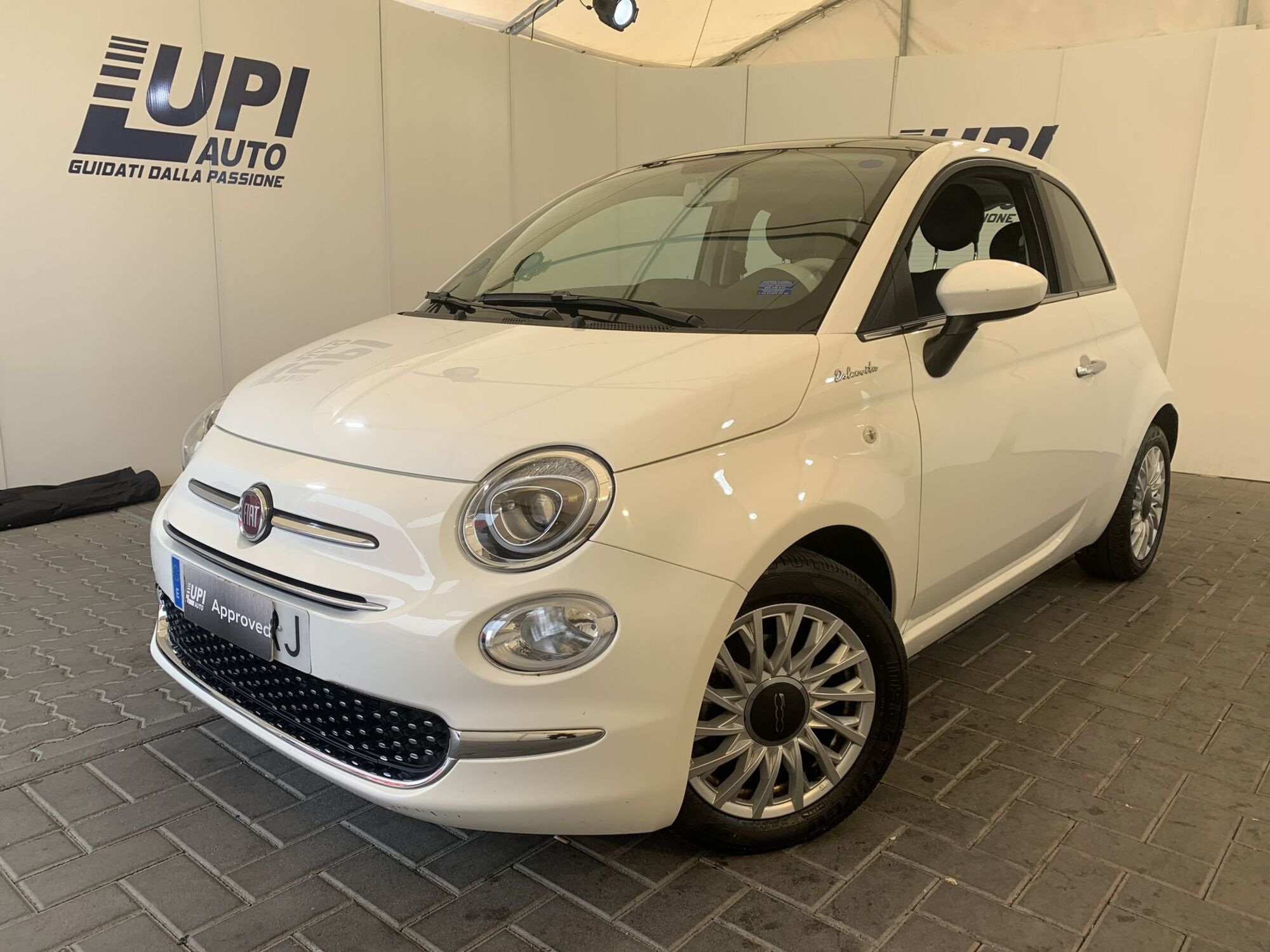 Fiat 500 1.0 hybrid Dolcevita 70cv del 2021 usata a Firenze