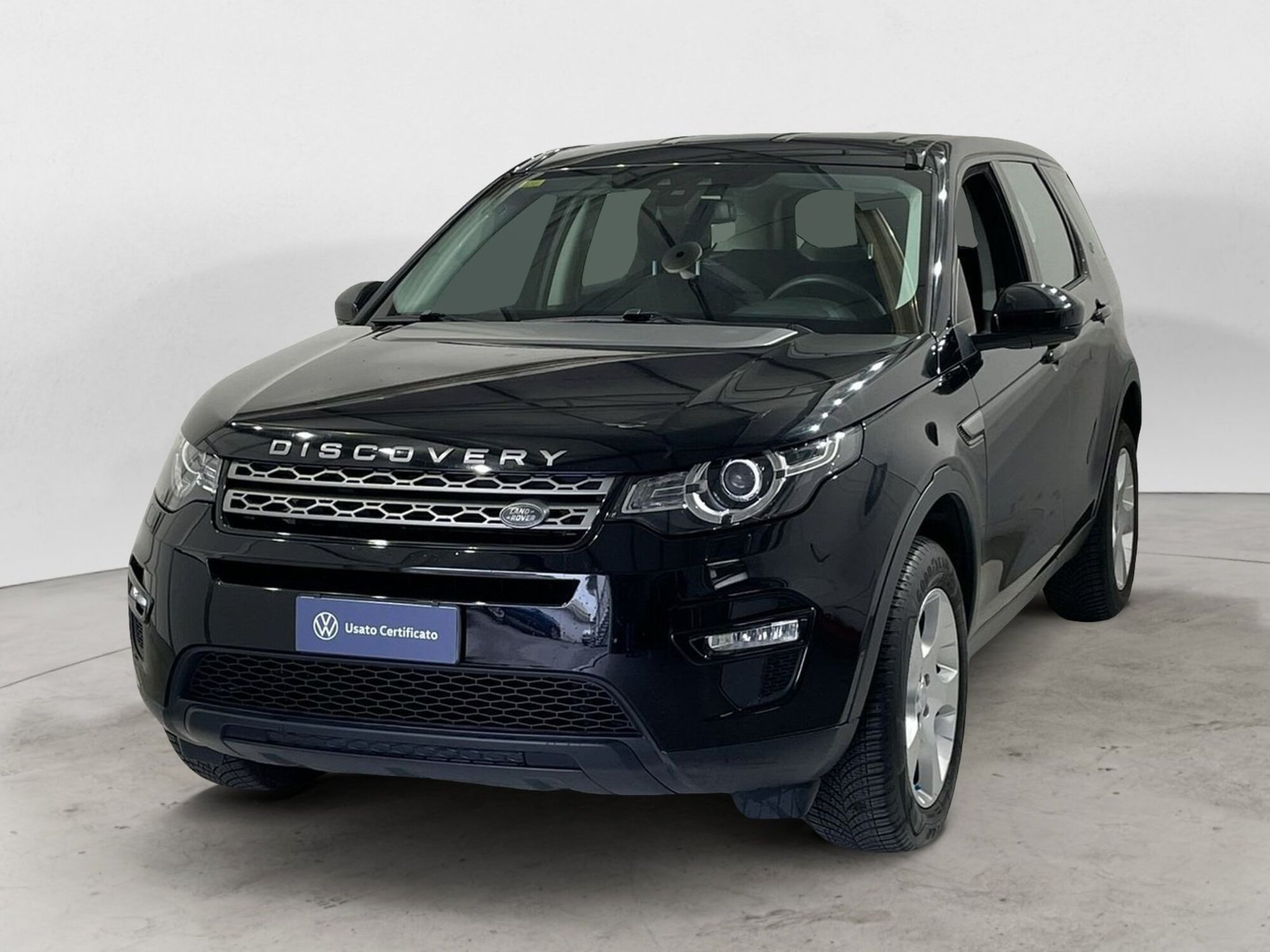 Land Rover Discovery Sport 2.0 eD4 150 CV 2WD SE  del 2018 usata a Massa