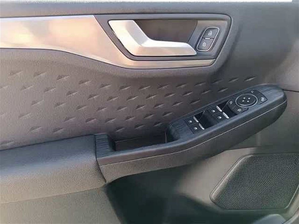 Ford Kuga Kuga 1.5 ecoboost Titanium 2wd 150cv del 2020 usata a Roma (4)