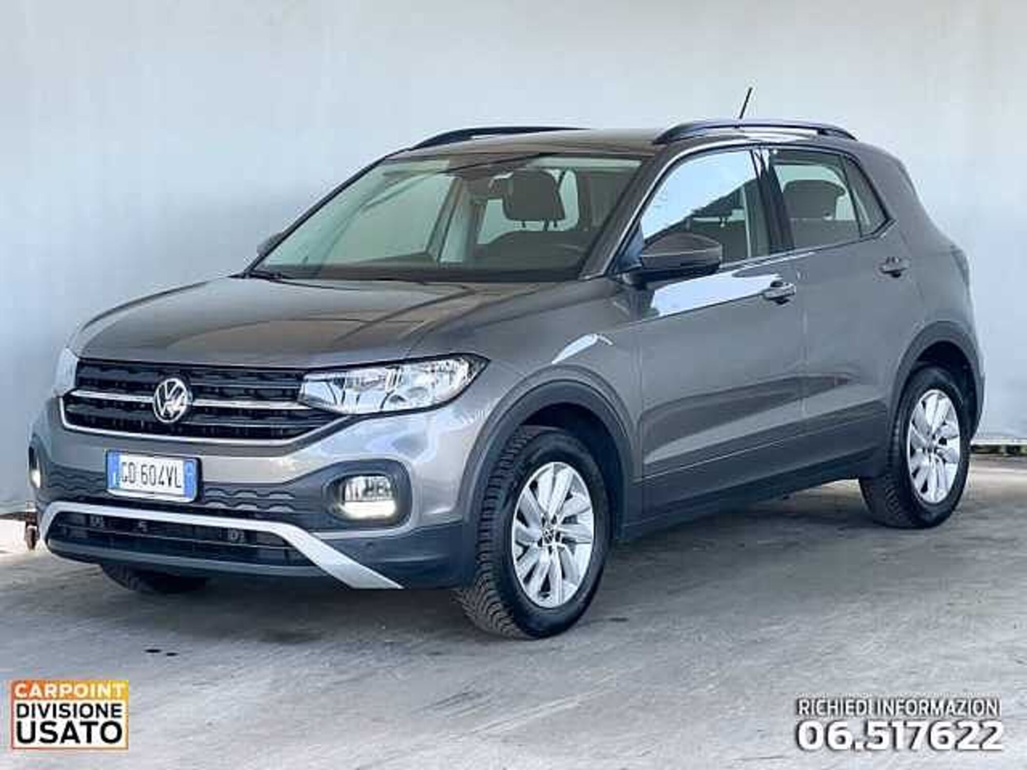 Volkswagen T-Cross 1.0 tsi Life 95cv del 2020 usata a Roma