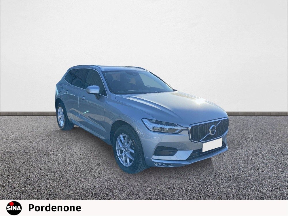 Volvo XC60 D4 AWD Geartronic Business Plus del 2019 usata a Pordenone (3)