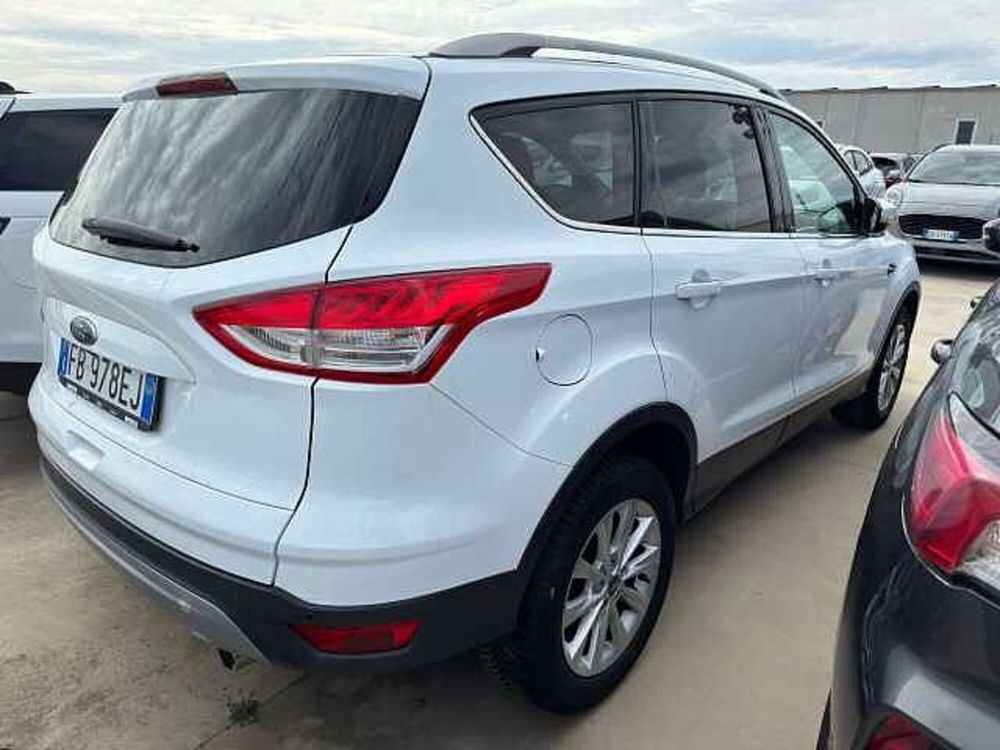 Ford Kuga 2.0 TDCI 120 CV S&S 2WD Titanium del 2015 usata a Cagliari (4)