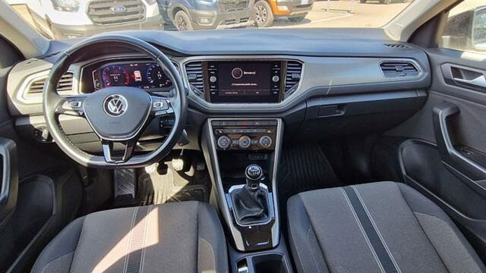 Volkswagen T-Roc usata a Pesaro-Urbino (13)