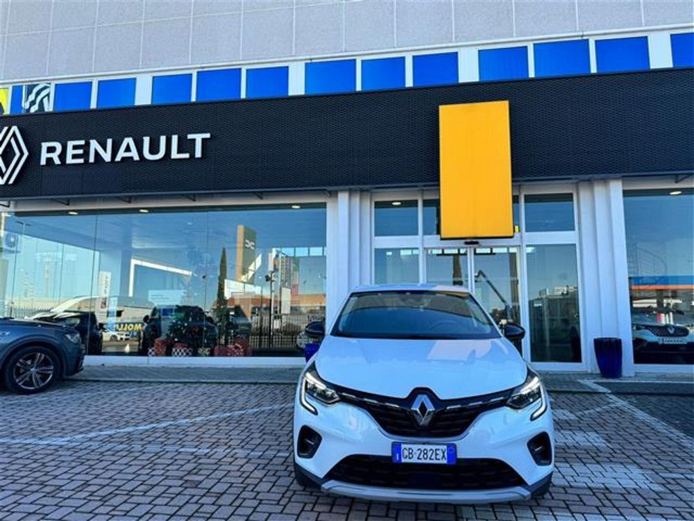 Renault Captur TCe 100 CV GPL Intens  del 2020 usata a Livorno (2)