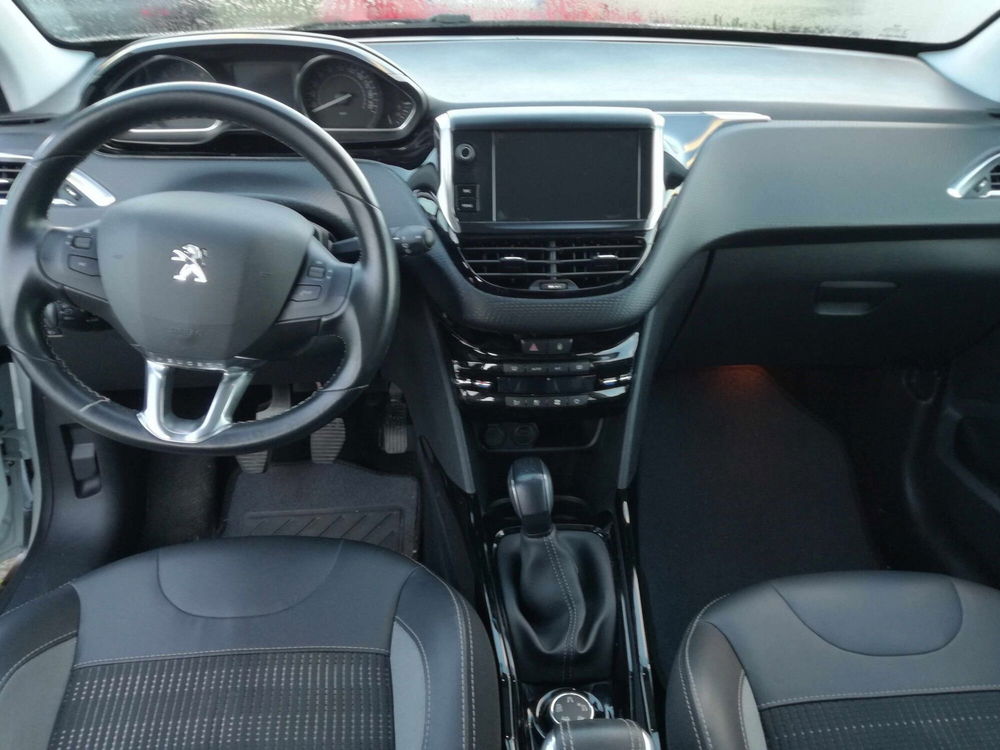 Peugeot 2008 usata a Salerno (6)