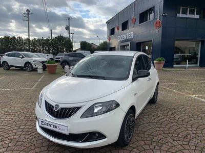 Lancia Ypsilon 1.0 FireFly 5 porte S&amp;S Hybrid Gold Plus del 2021 usata a Salerno