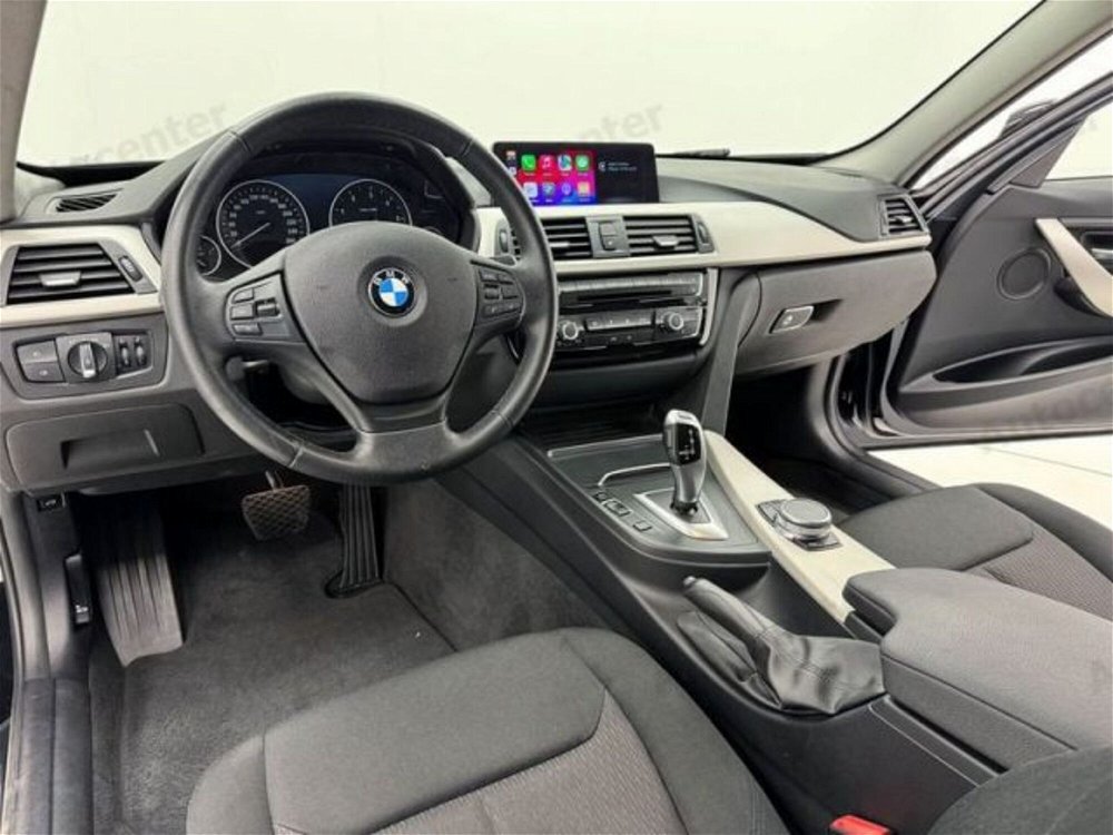 BMW Serie 3 Touring 318d  Business Advantage  del 2018 usata a Bassano del Grappa (5)