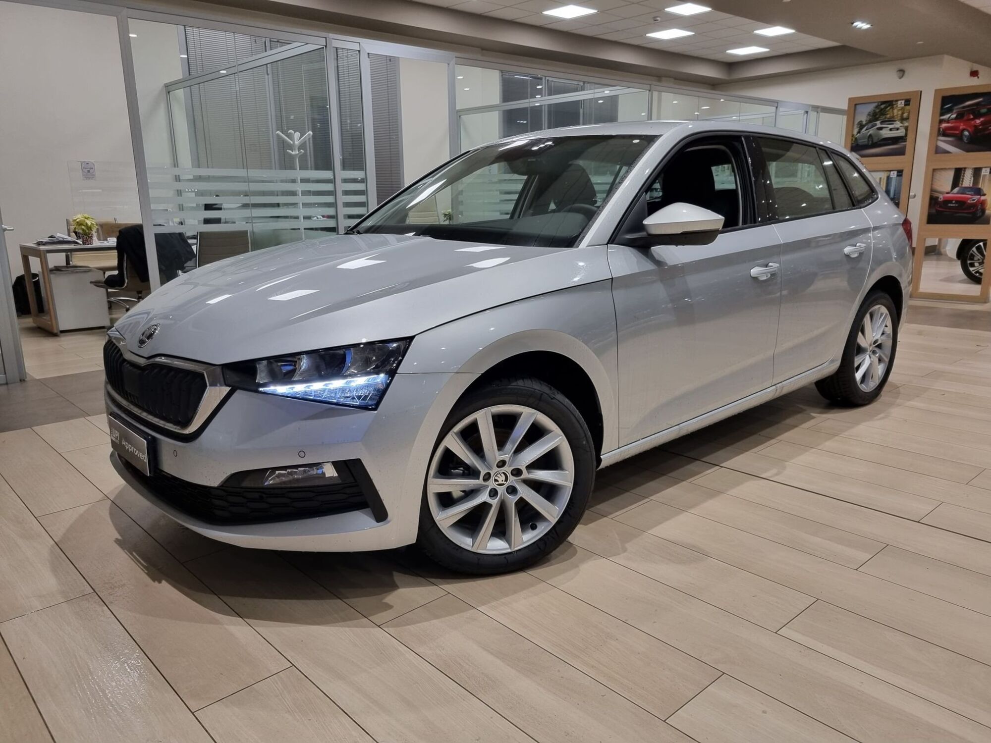 Skoda Scala 1.0 TSI 110 CV Ambition nuova a Prato