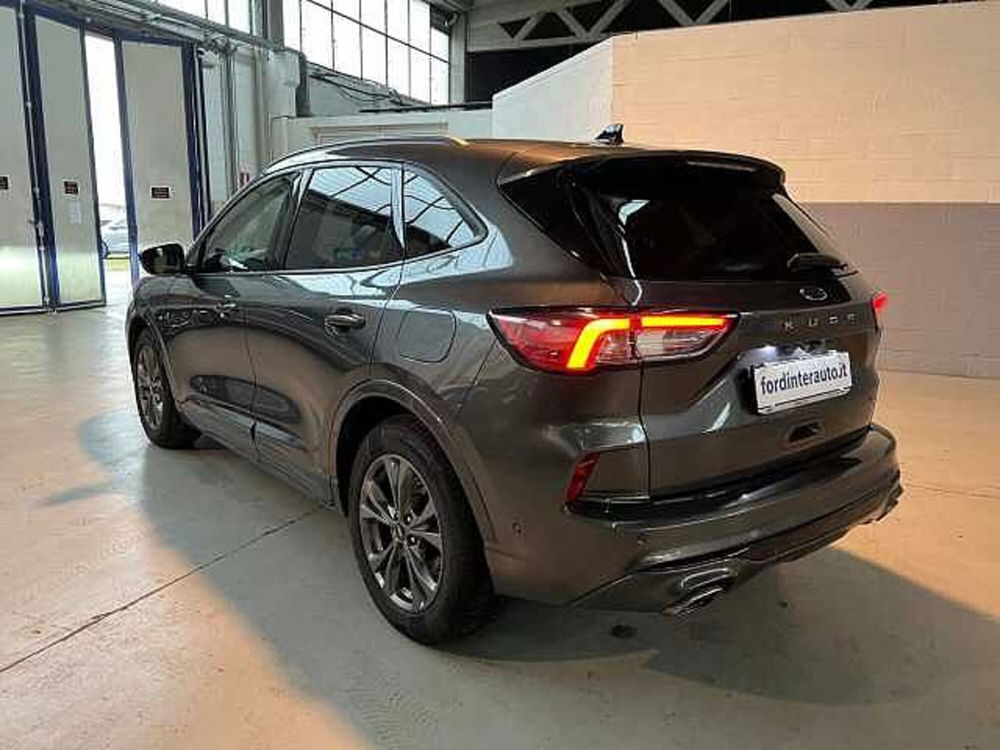 Ford Kuga usata a Milano (10)