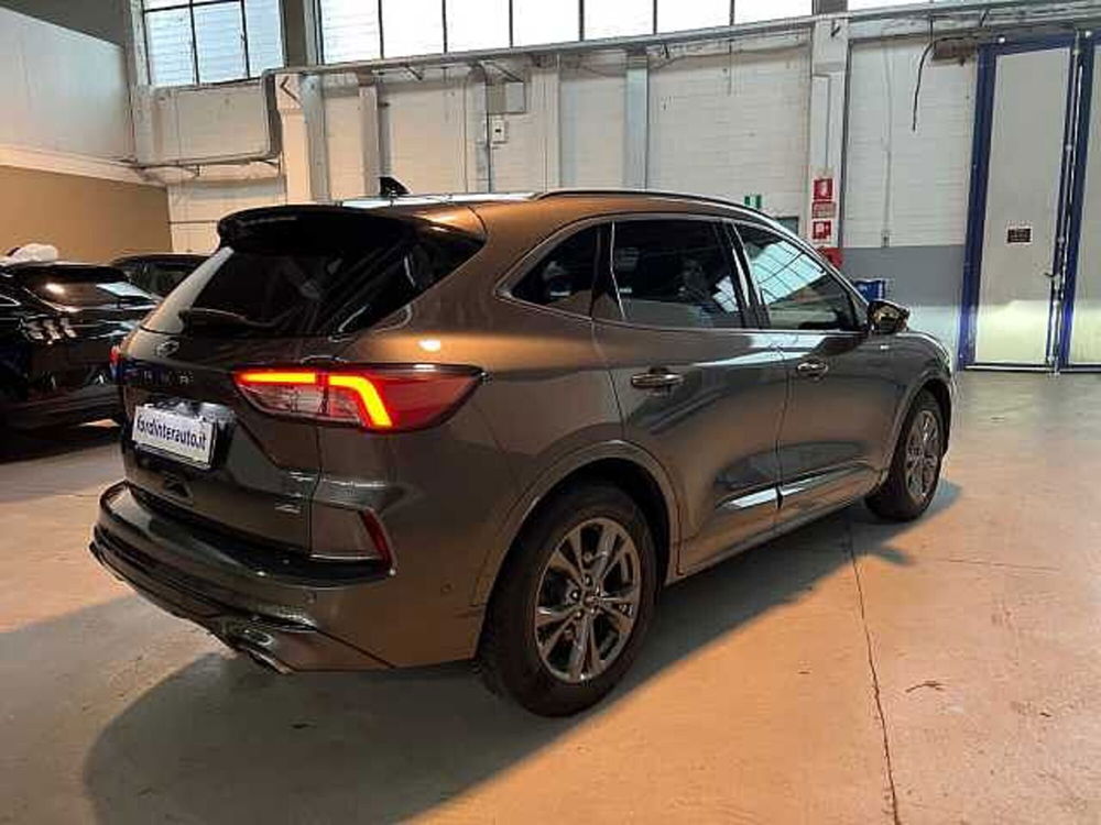 Ford Kuga usata a Milano (2)