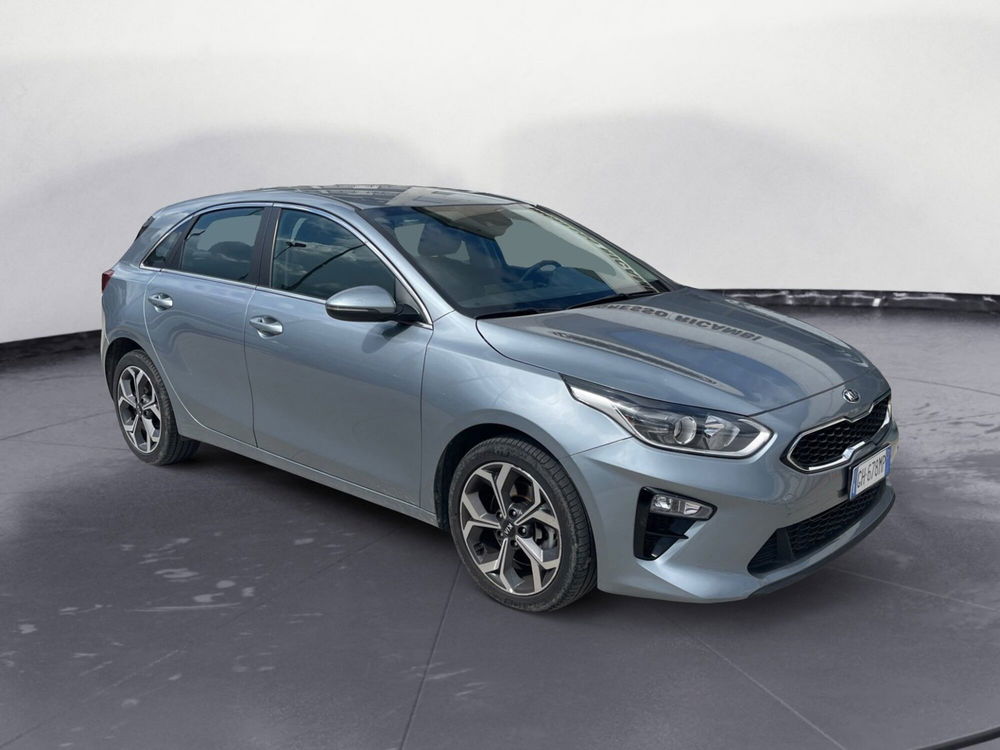 Kia Ceed 1.6 CRDi 136 CV MHEV iMT 5p. Style del 2021 usata a Sora (2)