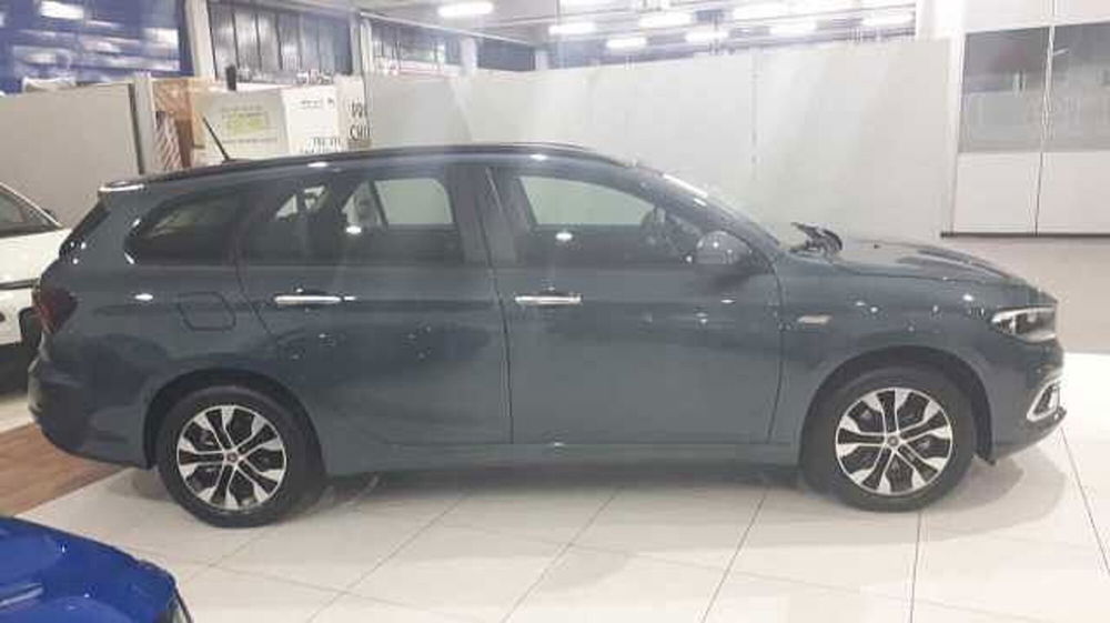 Fiat Tipo Station Wagon usata a Milano (4)