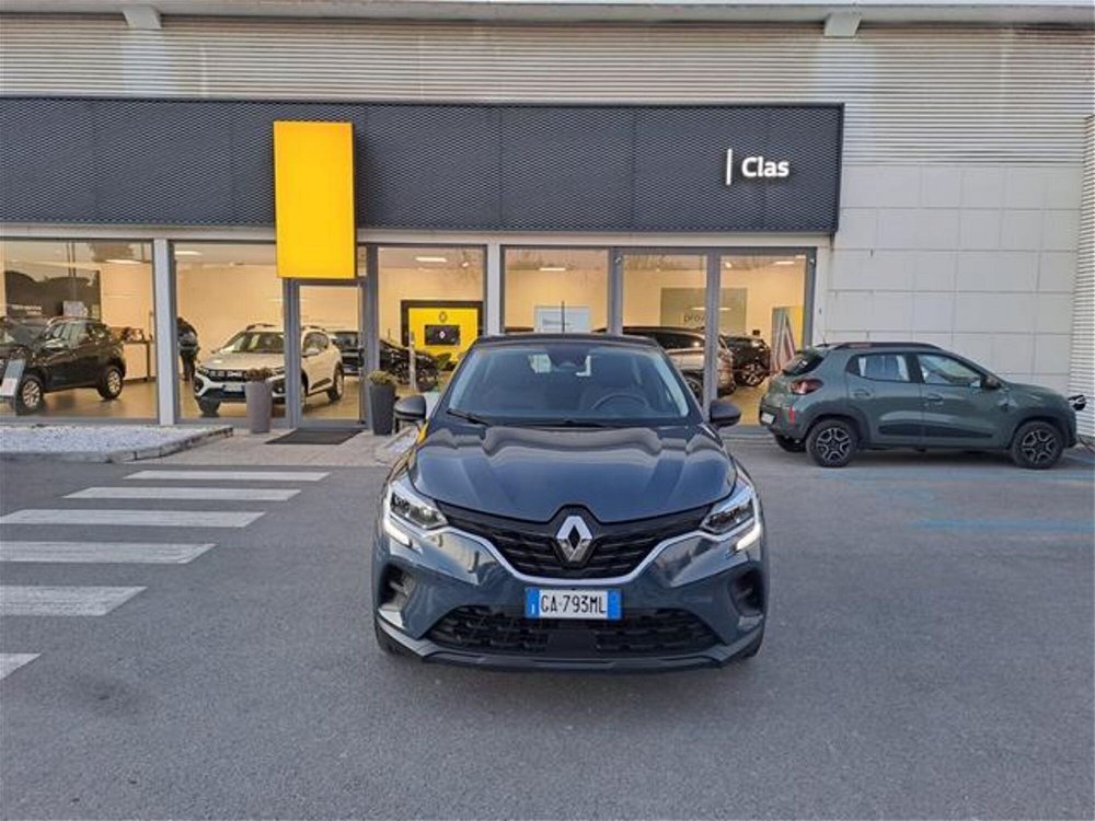 Renault Captur TCe 100 CV Life  del 2020 usata a Livorno (3)