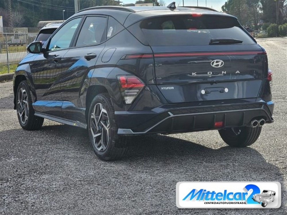 Hyundai Kona 1.0 T-GDI Hybrid 48V iMT NLine nuova a Cassacco (4)