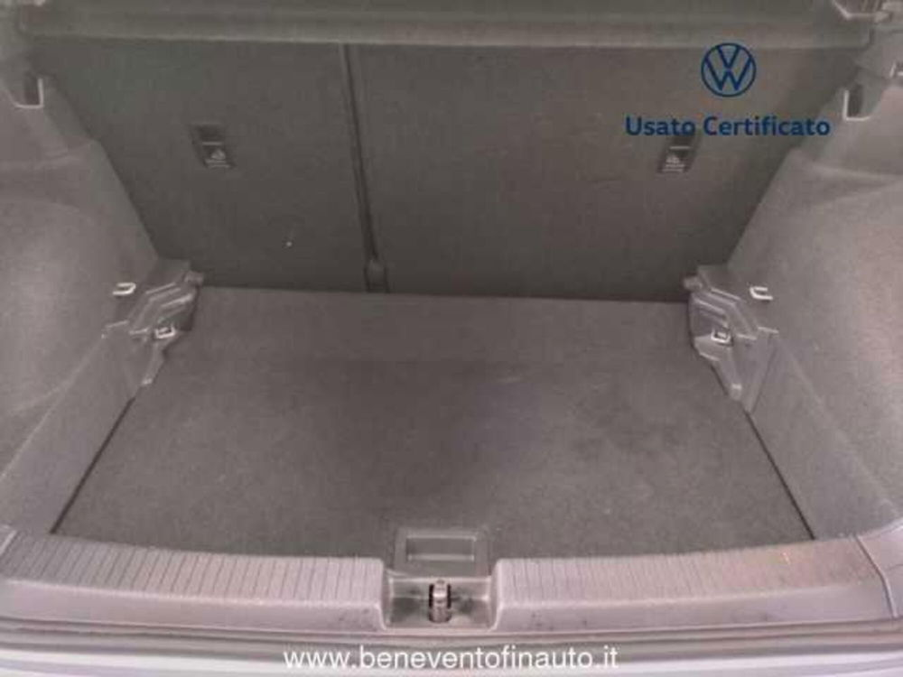 Volkswagen T-Cross usata a Avellino (8)