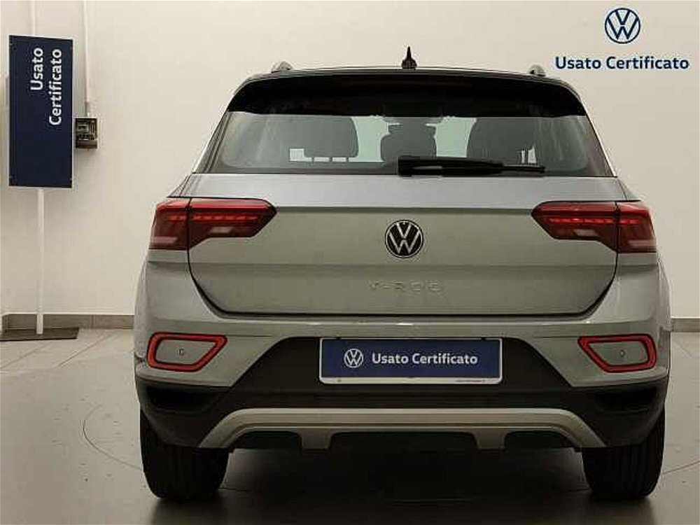 Volkswagen T-Roc 1.5 tsi Life dsg del 2022 usata a Busto Arsizio (4)