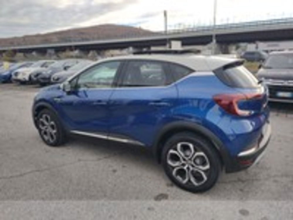 Renault Captur TCe 130 CV EDC FAP Intens  del 2020 usata a Pordenone (2)