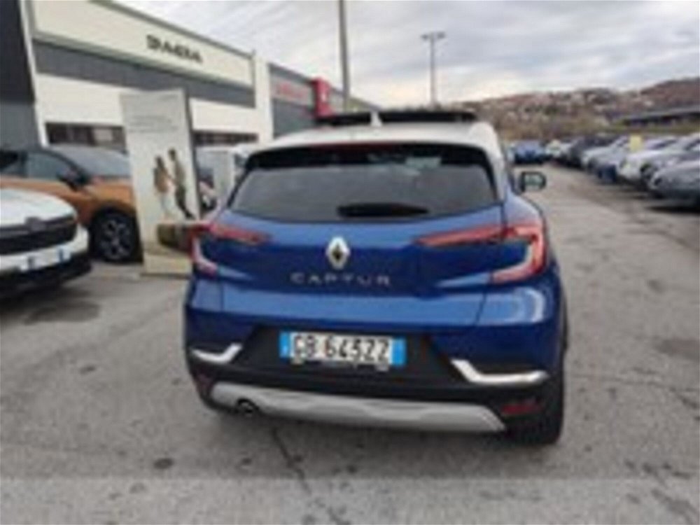 Renault Captur TCe 130 CV EDC FAP Intens  del 2020 usata a Pordenone (4)