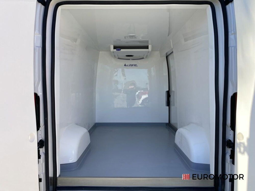 Peugeot Boxer Furgone nuova a Bari (14)