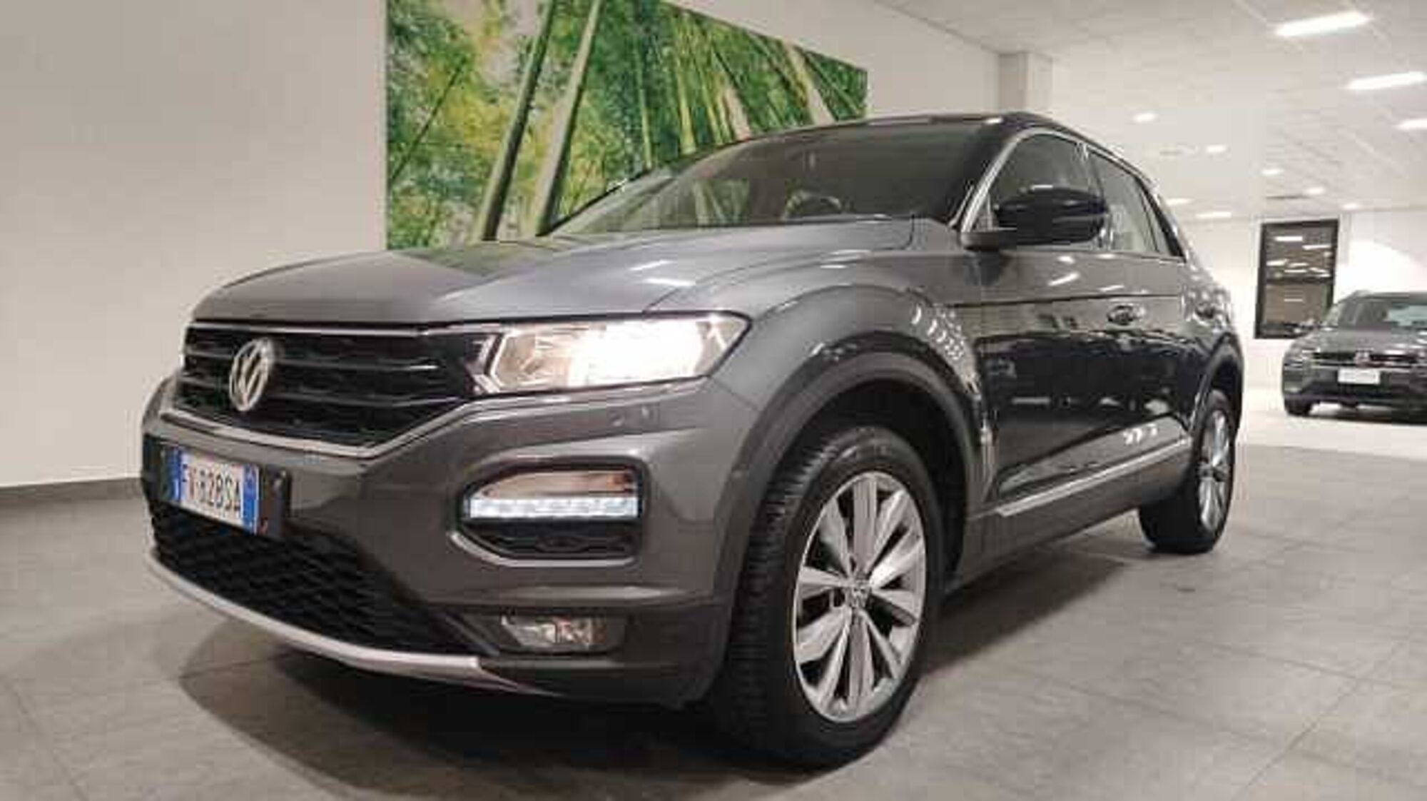 Volkswagen T-Roc 1.6 TDI SCR Style BlueMotion Technology del 2019 usata a Empoli