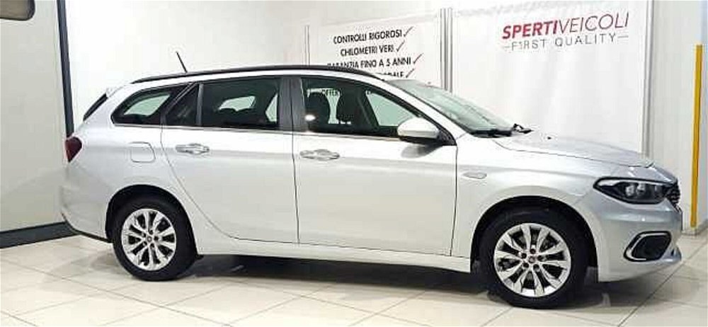 Fiat Tipo Station Wagon Tipo 1.3 Mjt S&S SW Easy Business del 2019 usata a Maglie (2)