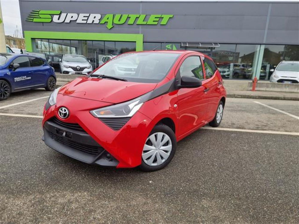 Toyota Aygo X usata a Pavia (10)