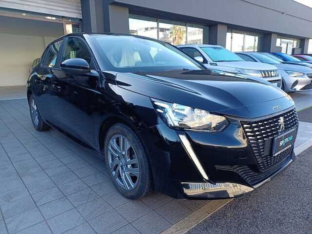 Peugeot 208 nuova a Lecce (2)