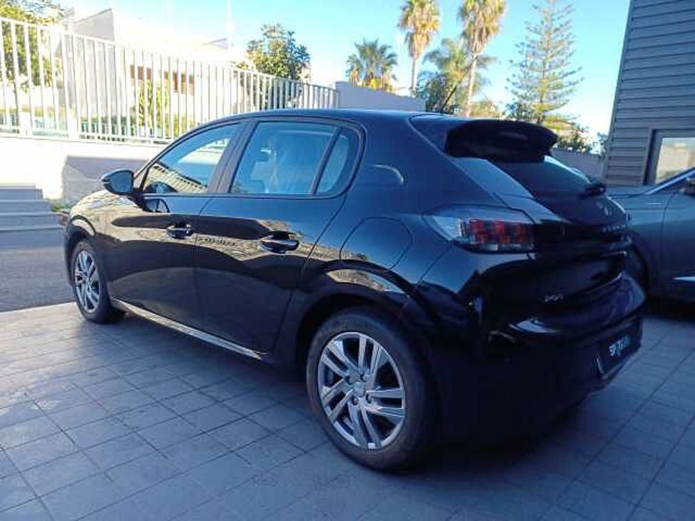 Peugeot 208 PureTech 75 Stop&Start 5 porte Active  del 2020 usata a Cavallino (5)