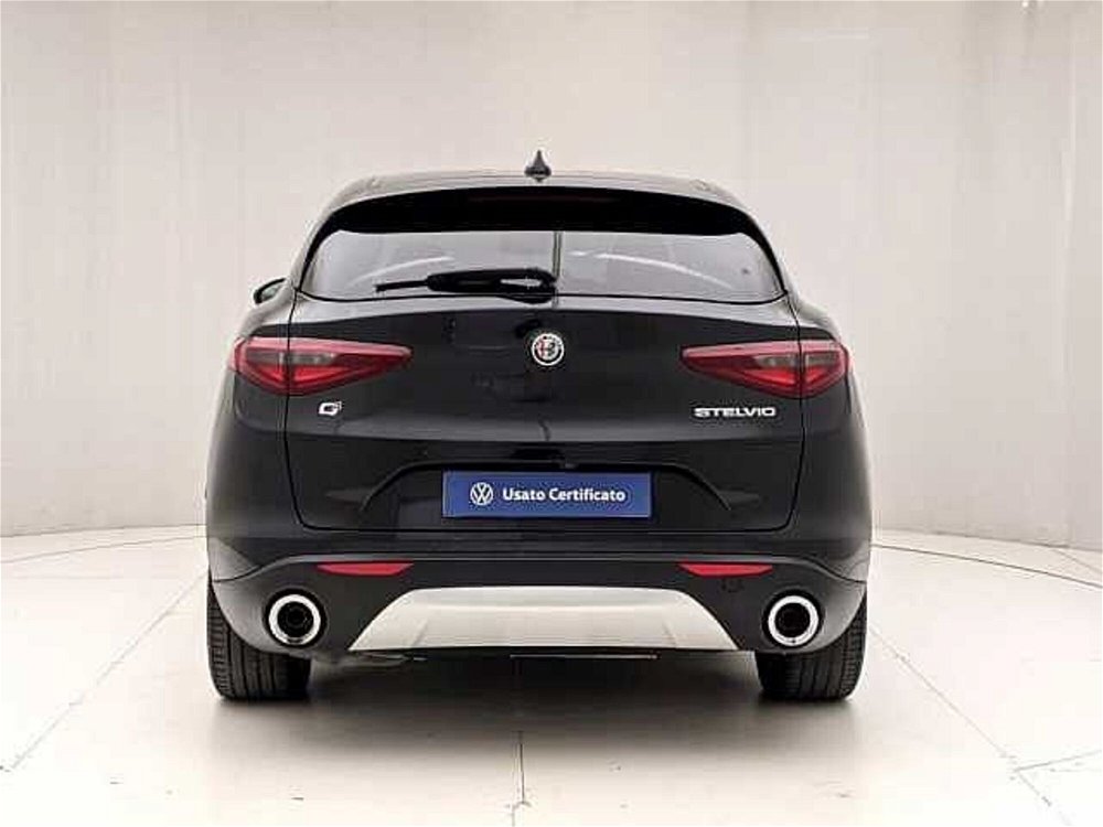 Alfa Romeo Stelvio Stelvio 2.2 Turbodiesel 150 CV AT8 RWD Business del 2019 usata a Pesaro (5)