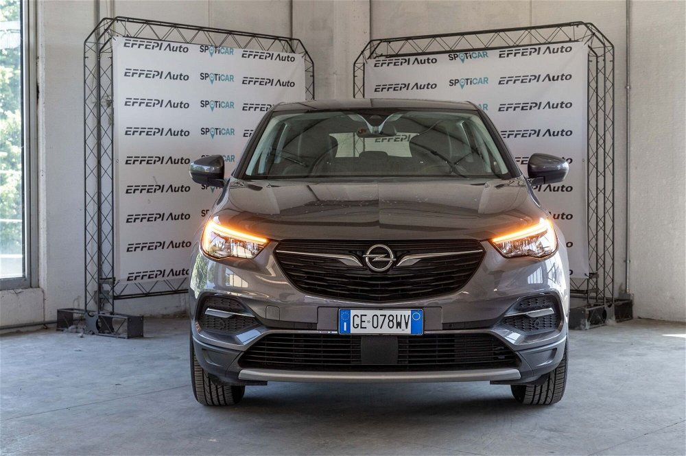 Opel Grandland X 1.5 diesel Ecotec Start&Stop Elegance  del 2021 usata a Monza (3)