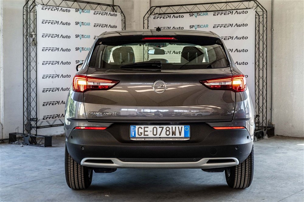 Opel Grandland X 1.5 diesel Ecotec Start&Stop Elegance  del 2021 usata a Monza (5)