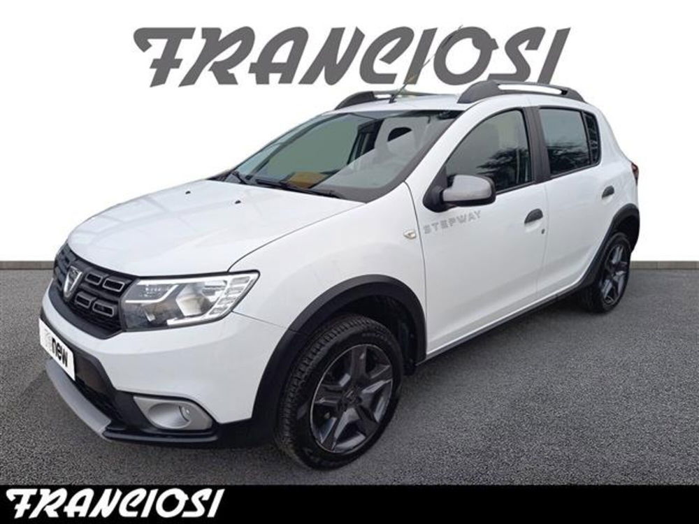 Dacia Sandero Stepway 1.5 dCi 90CV  del 2017 usata a Mirandola (2)