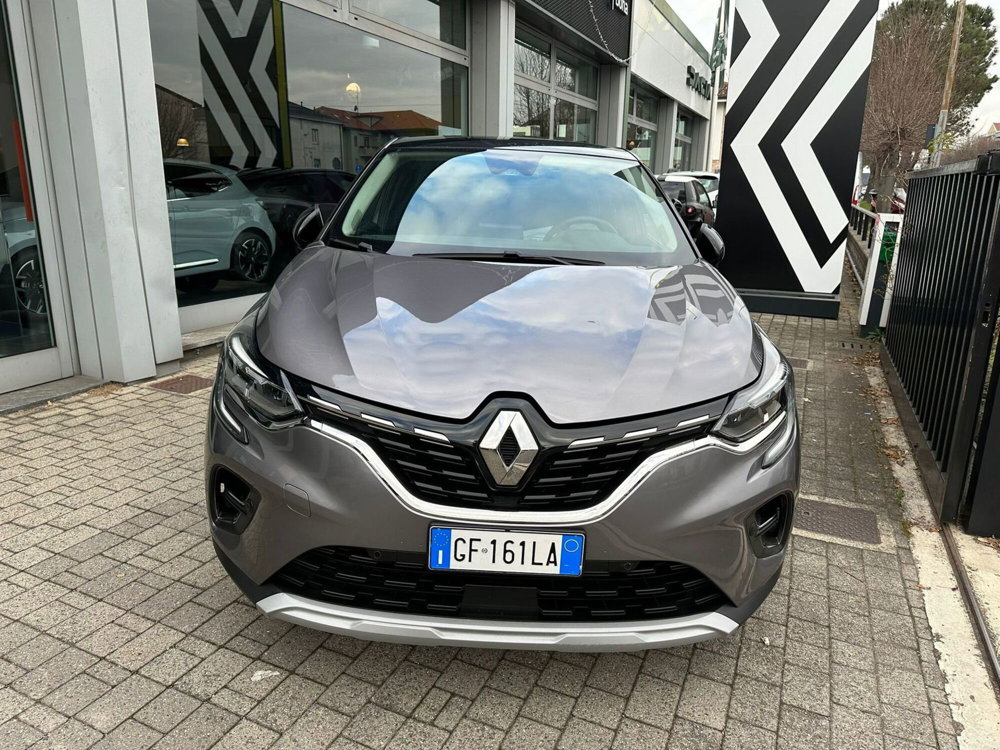 Renault Captur Plug-in Hybrid E-Tech 160 CV Intens  del 2021 usata a Lissone (5)